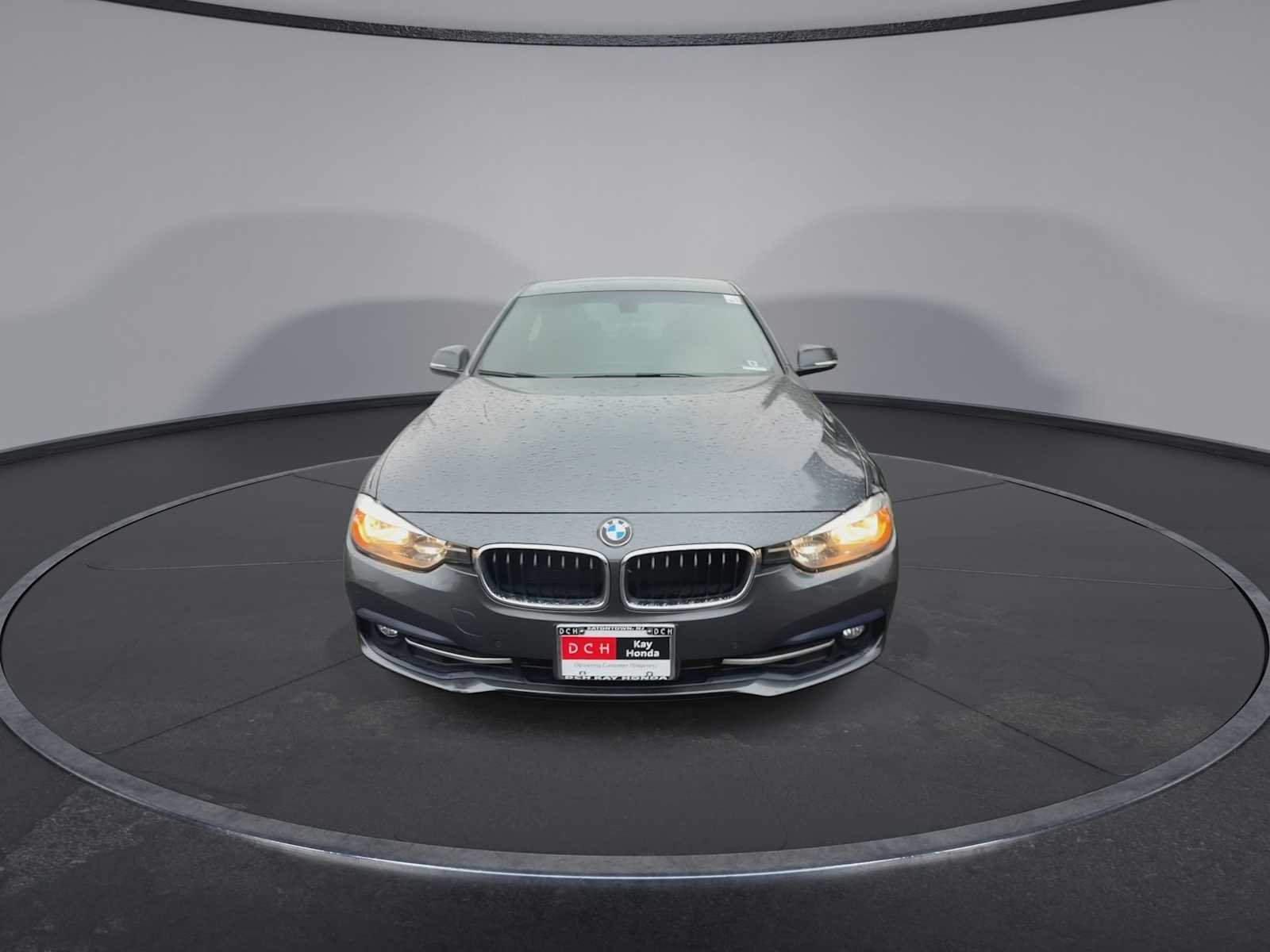 Used 2017 Mineral Gray Metallic BMW 330i xDrive image 3