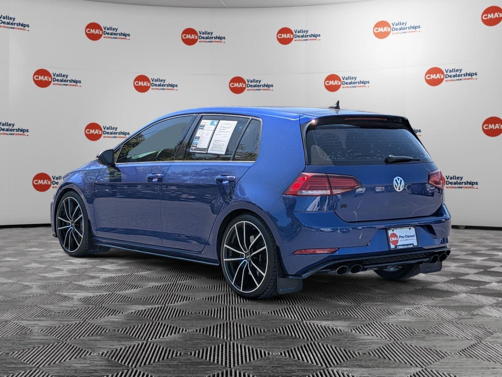 Used 2018 Lapiz Blue Metallic Volkswagen 4Motion image 7