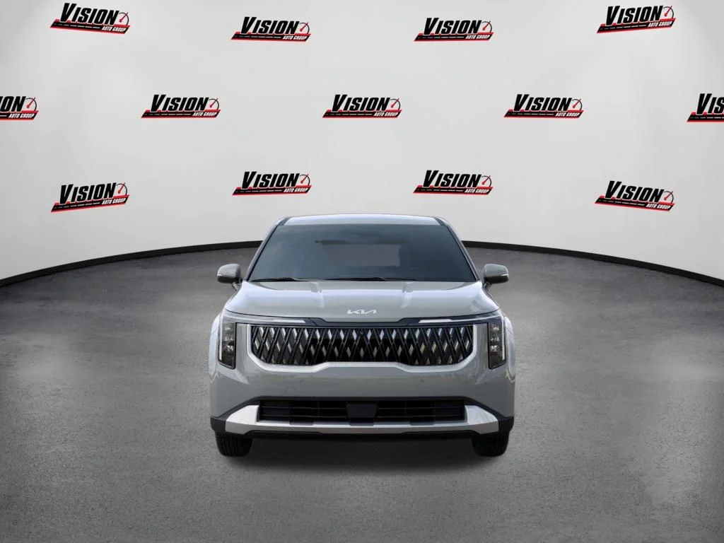 New 2027 White Kia LXS image 2