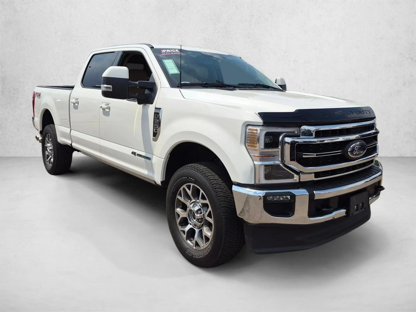 Certified Used 2022 Star White Metallic Tri-Coat Ford LARIAT image 3