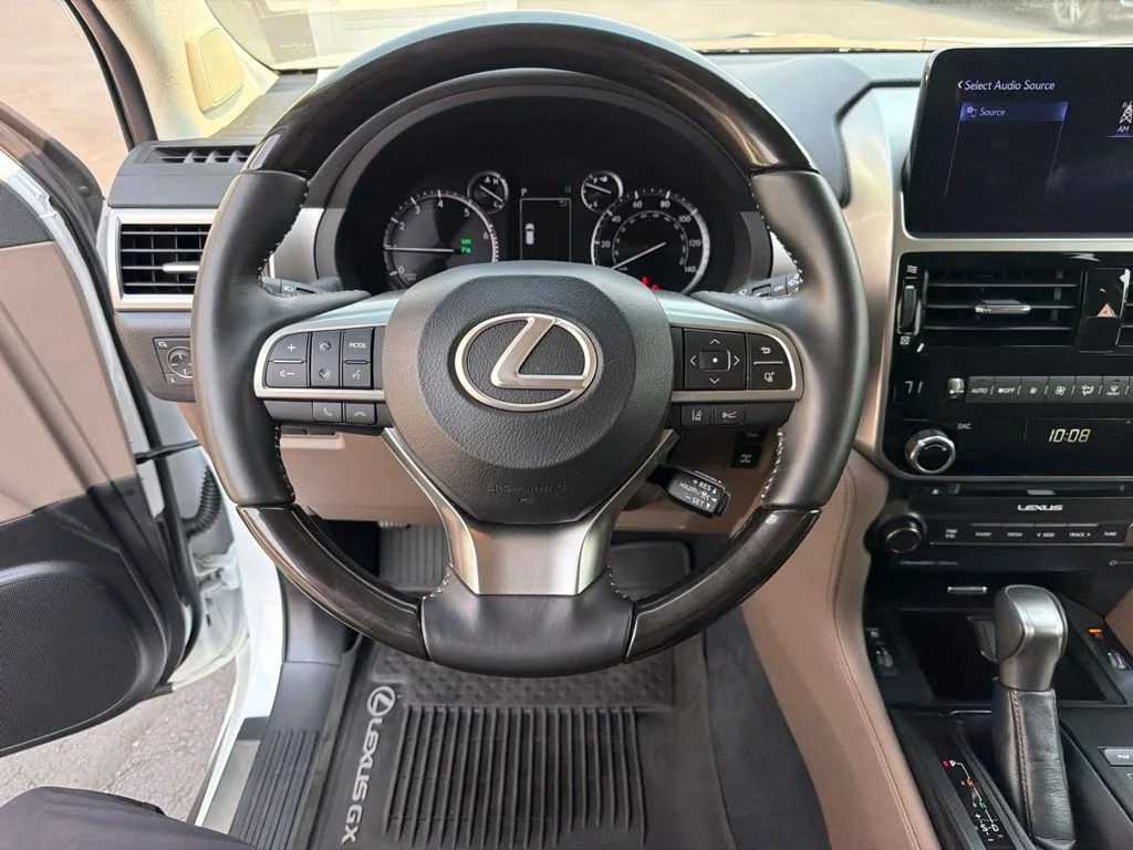 Used 2023 White Lexus 460 image 13