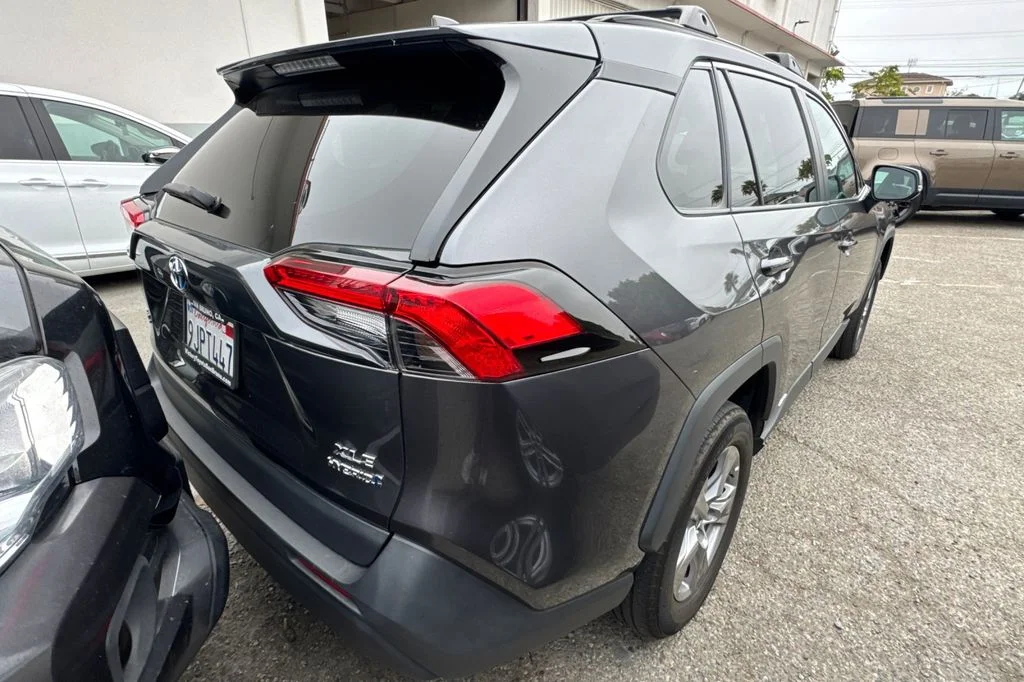 Used 2024 Gray Toyota XLE image 5