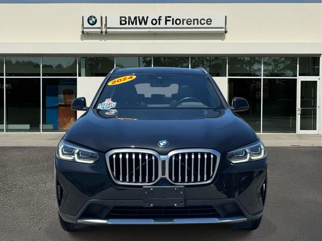 Used 2024 Black BMW xDrive30i image 2