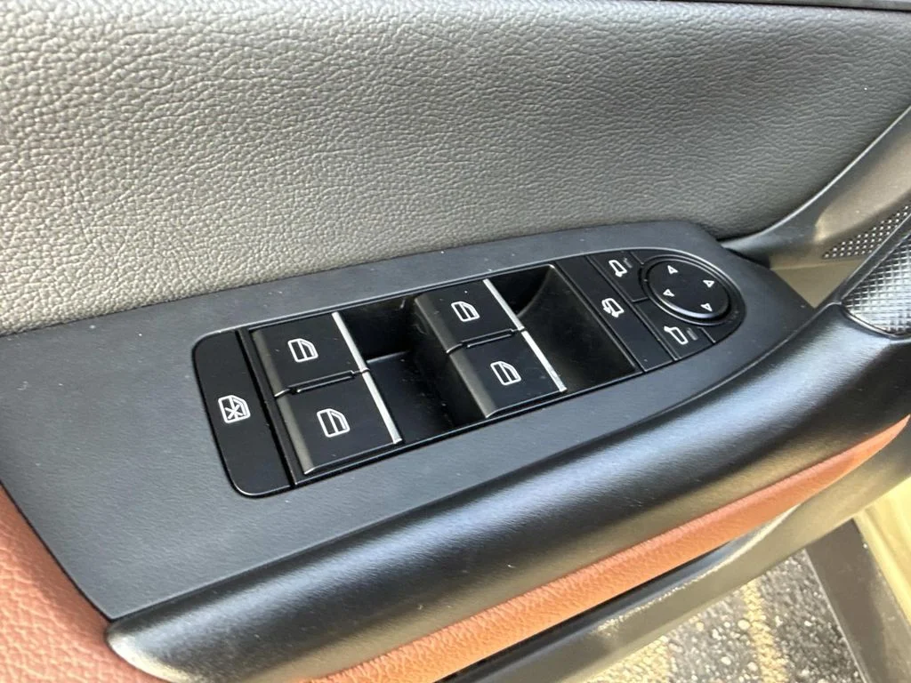 Certified Used 2025 Beige/tan Mazda 2.5 Turbo Meridian Edition image 26