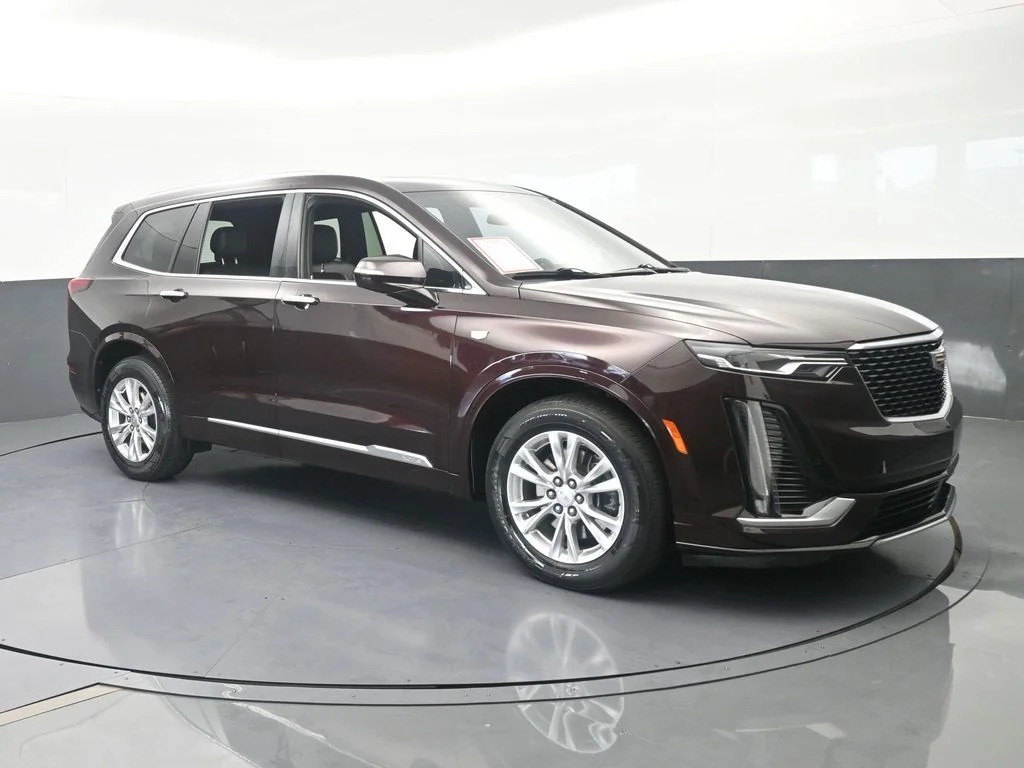 Used 2021 Garnet Metallic Cadillac Luxury image 8