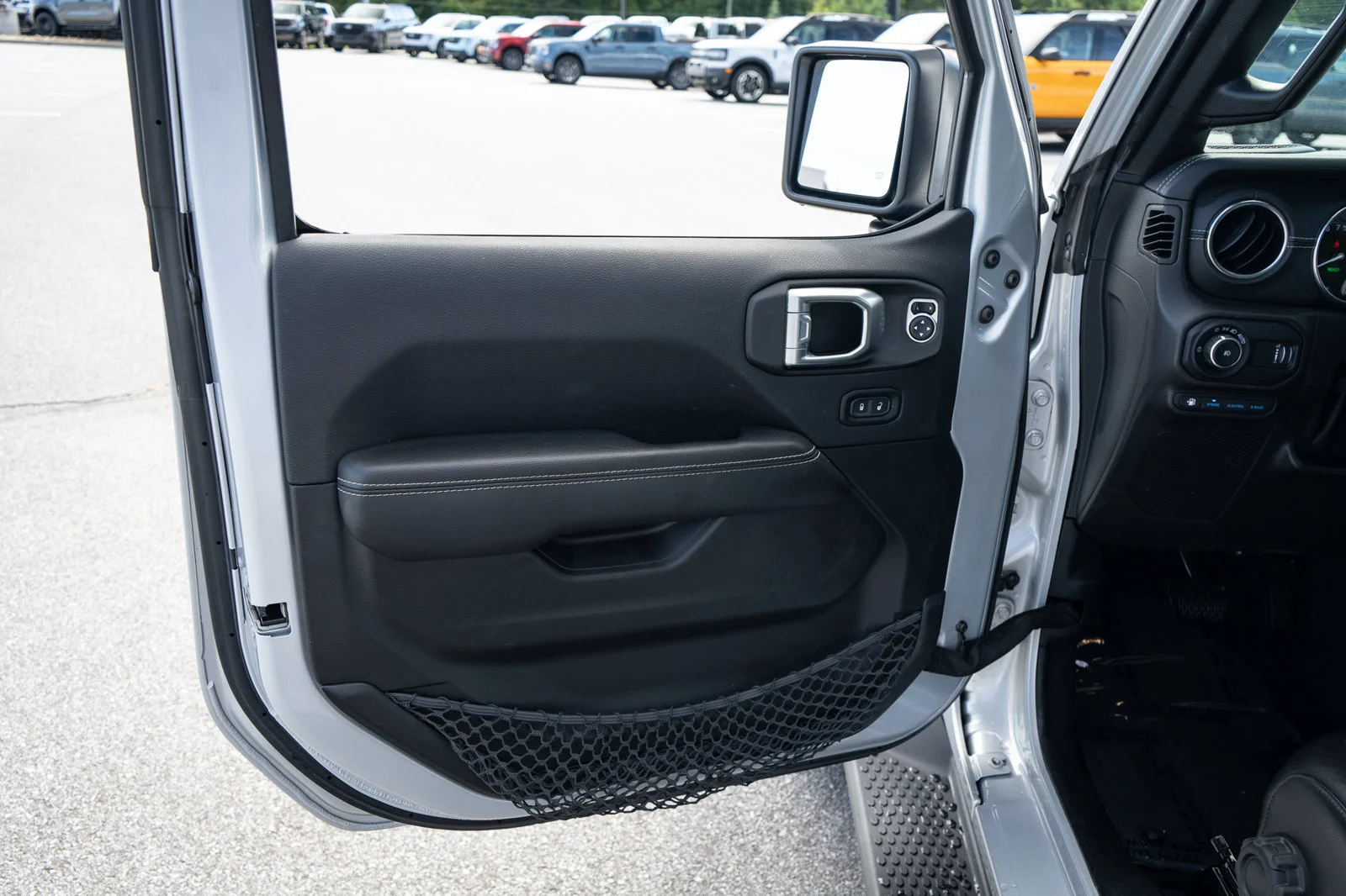 Used 2023 Silver Jeep Sahara 4xe image 16