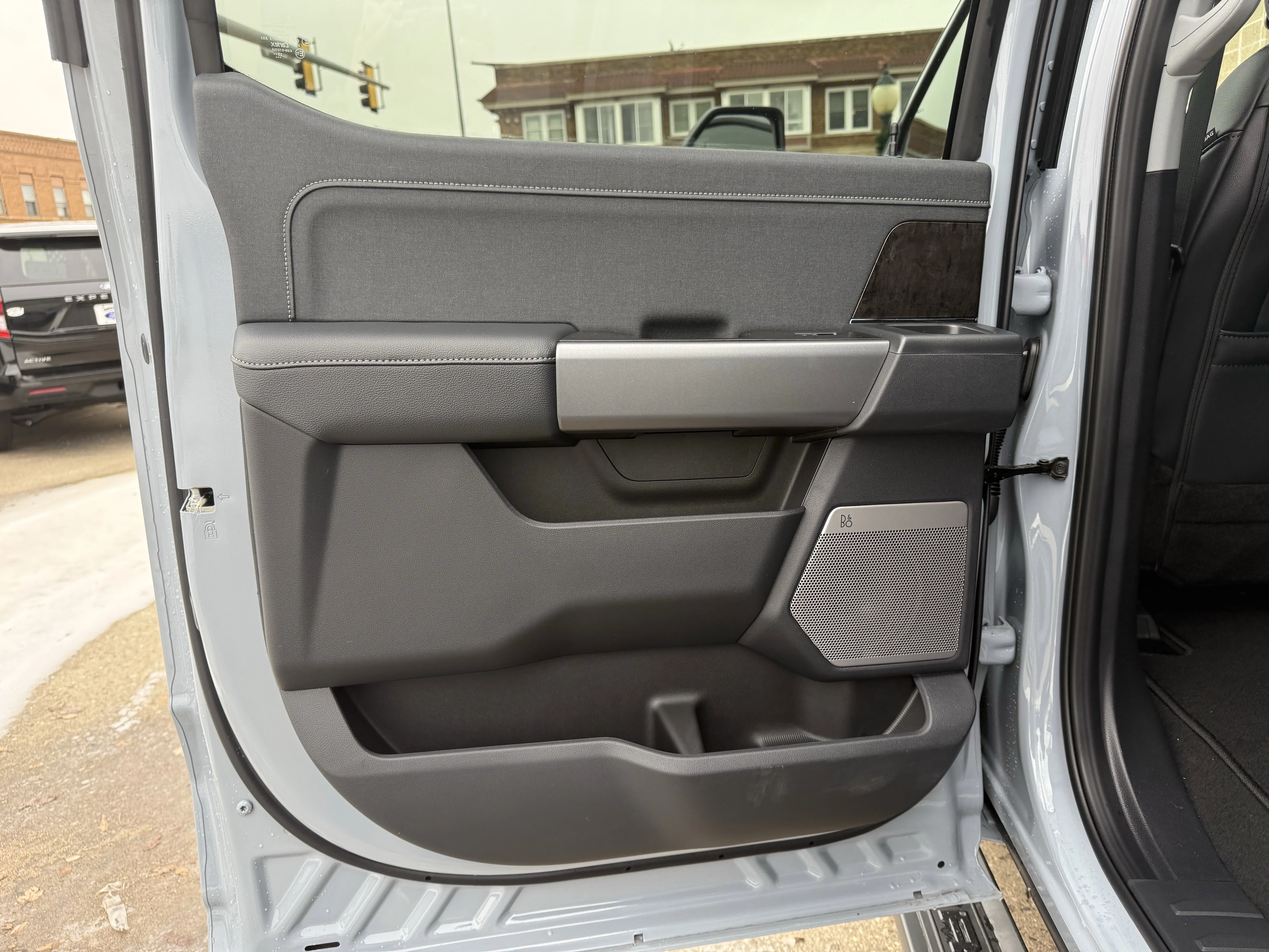 New 2026 Glacier Gray Metallic Tri-Coat Ford F-350® Lariat® image 15
