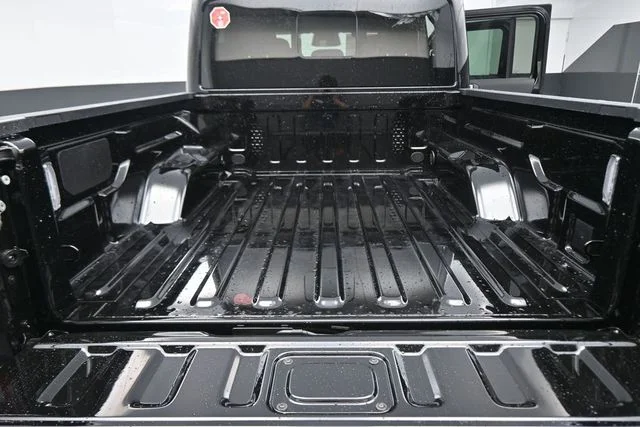 New 2026 Black Clear-Coat Exterior Paint Jeep Sahara image 24