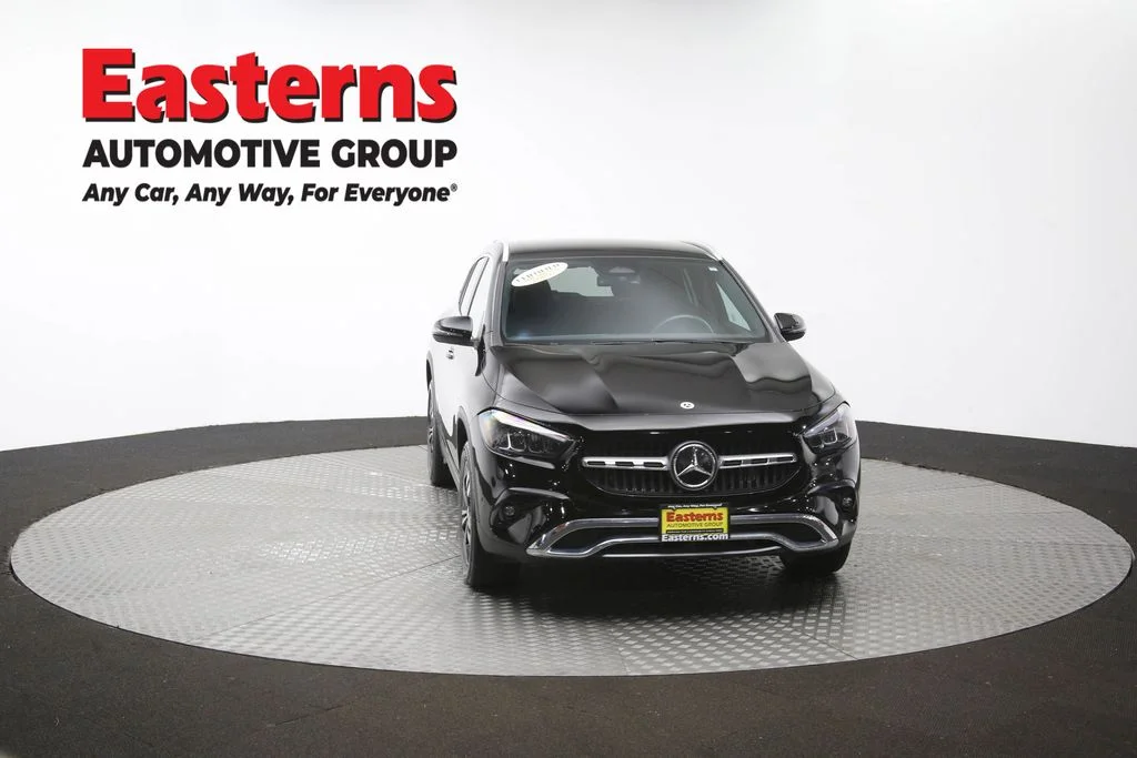 Used 2025 Black Mercedes-Benz GLA 250 image 51