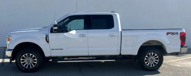 Used 2020 Oxford White Ford Lariat image 31
