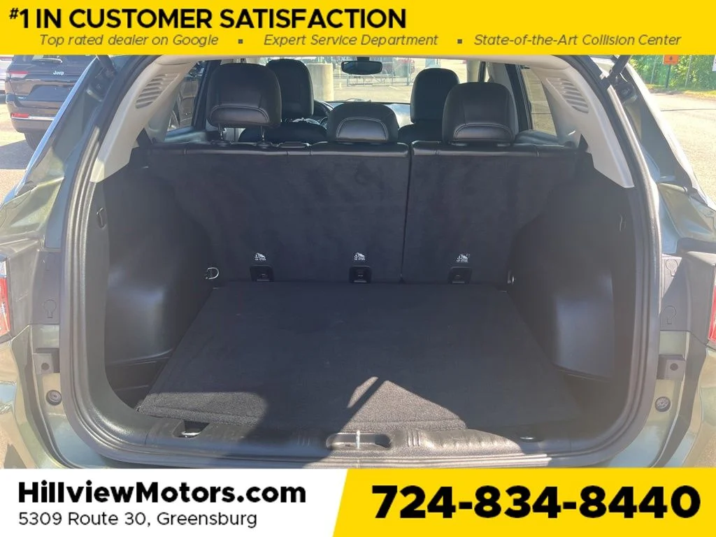 Used 2019 Olive Green Pearlcoat Jeep Limited image 28