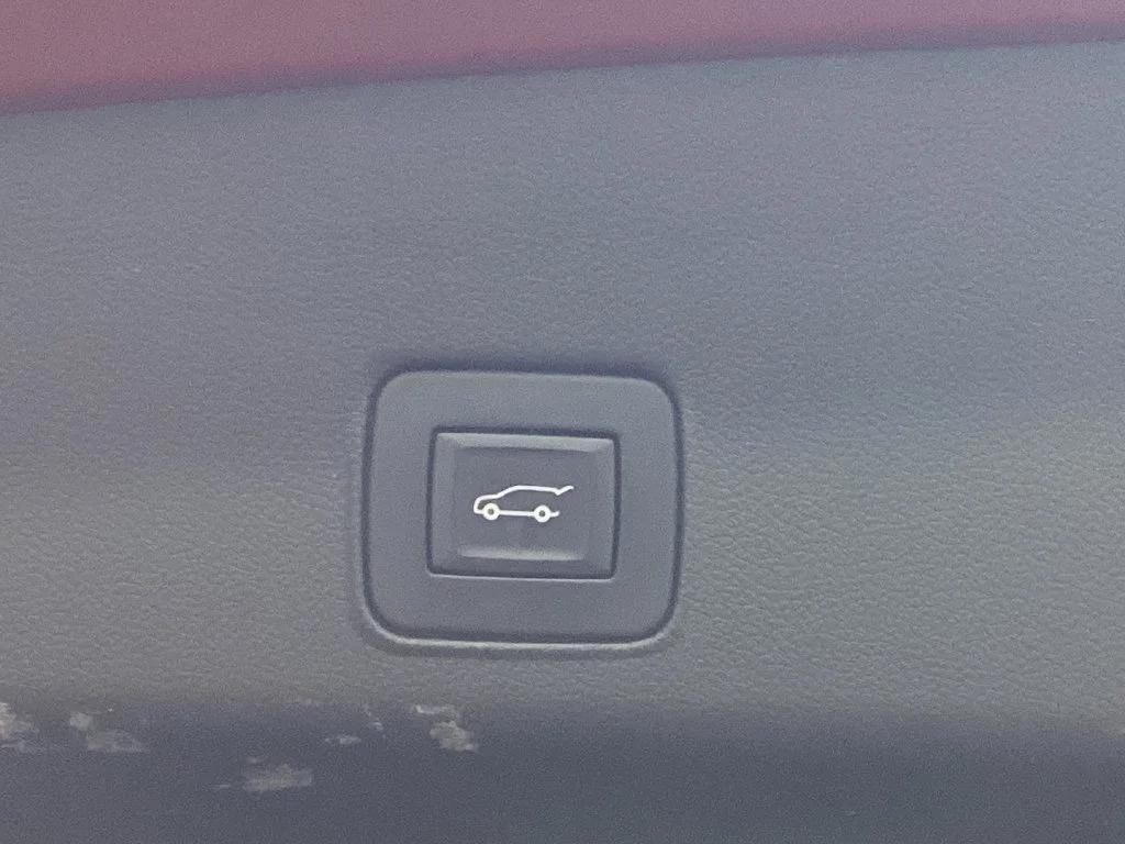 Used 2021 SCARLET RED METALLIC Chevrolet RS image 33