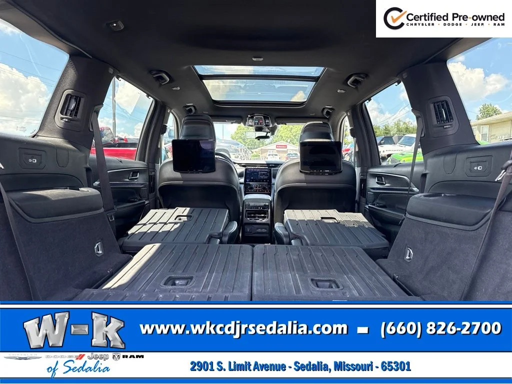 Certified Used 2023 Black Jeep Overland image 31