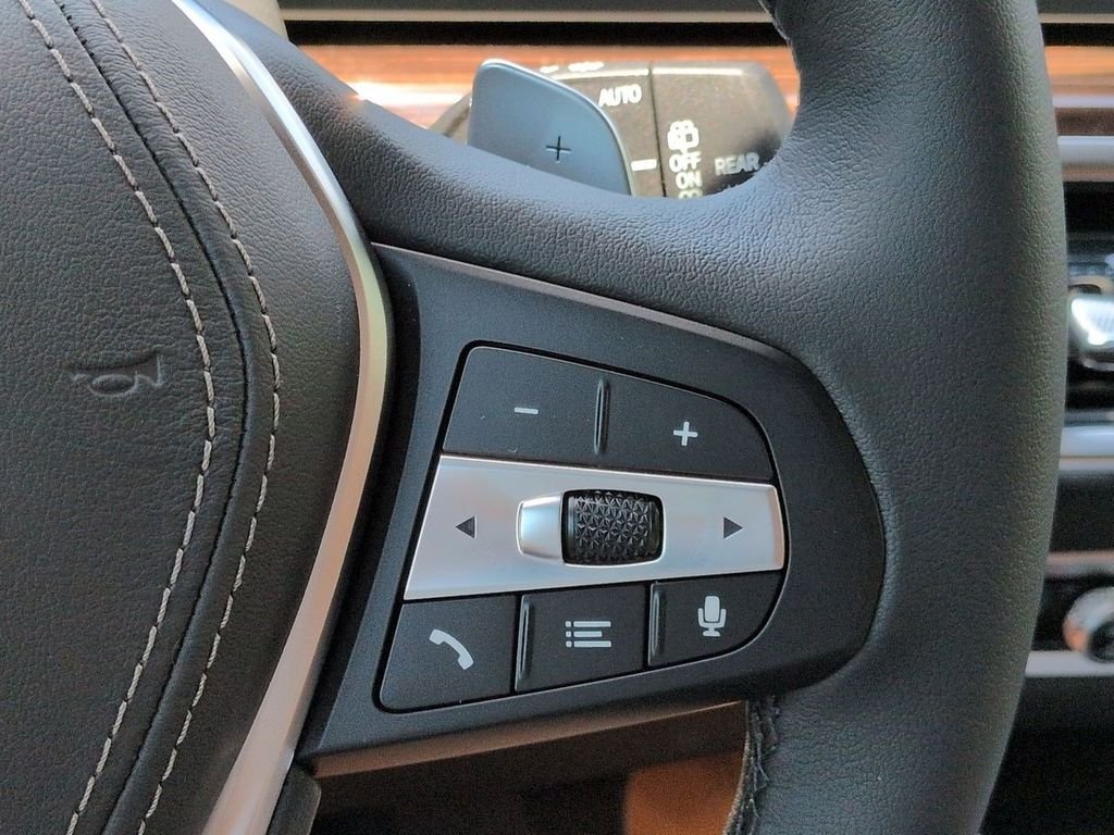 New 2026 Alpine White BMW xDrive40i image 27