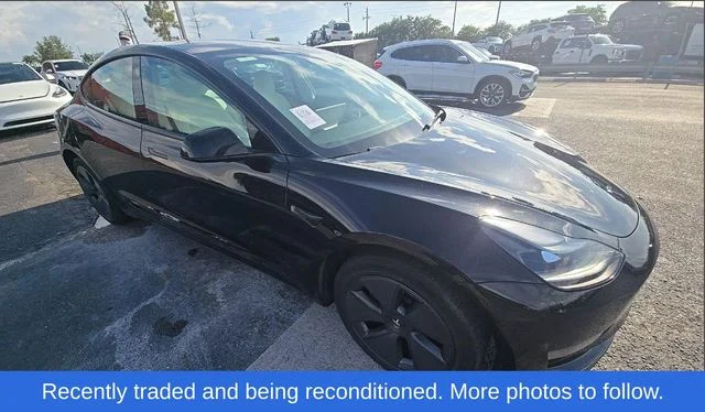 2023 Tesla Model 3 -'s photo