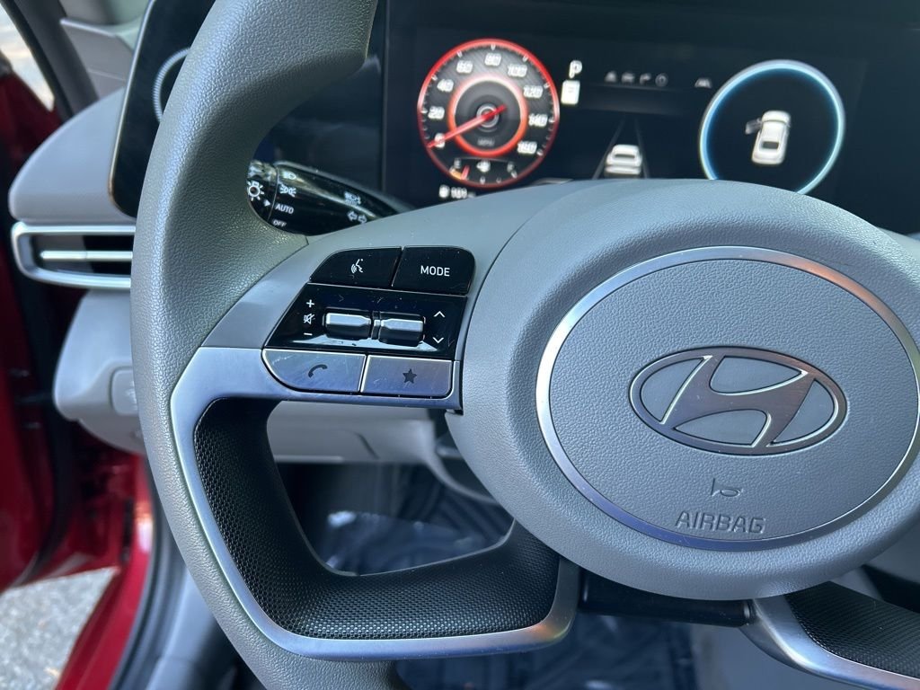 Used 2024 Red Hyundai SEL image 22