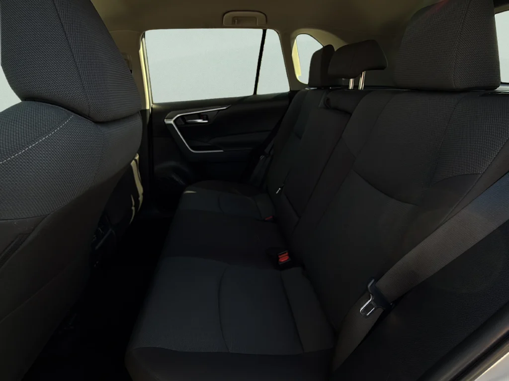 Used 2025 Silver Sky Metallic Toyota XLE image 27
