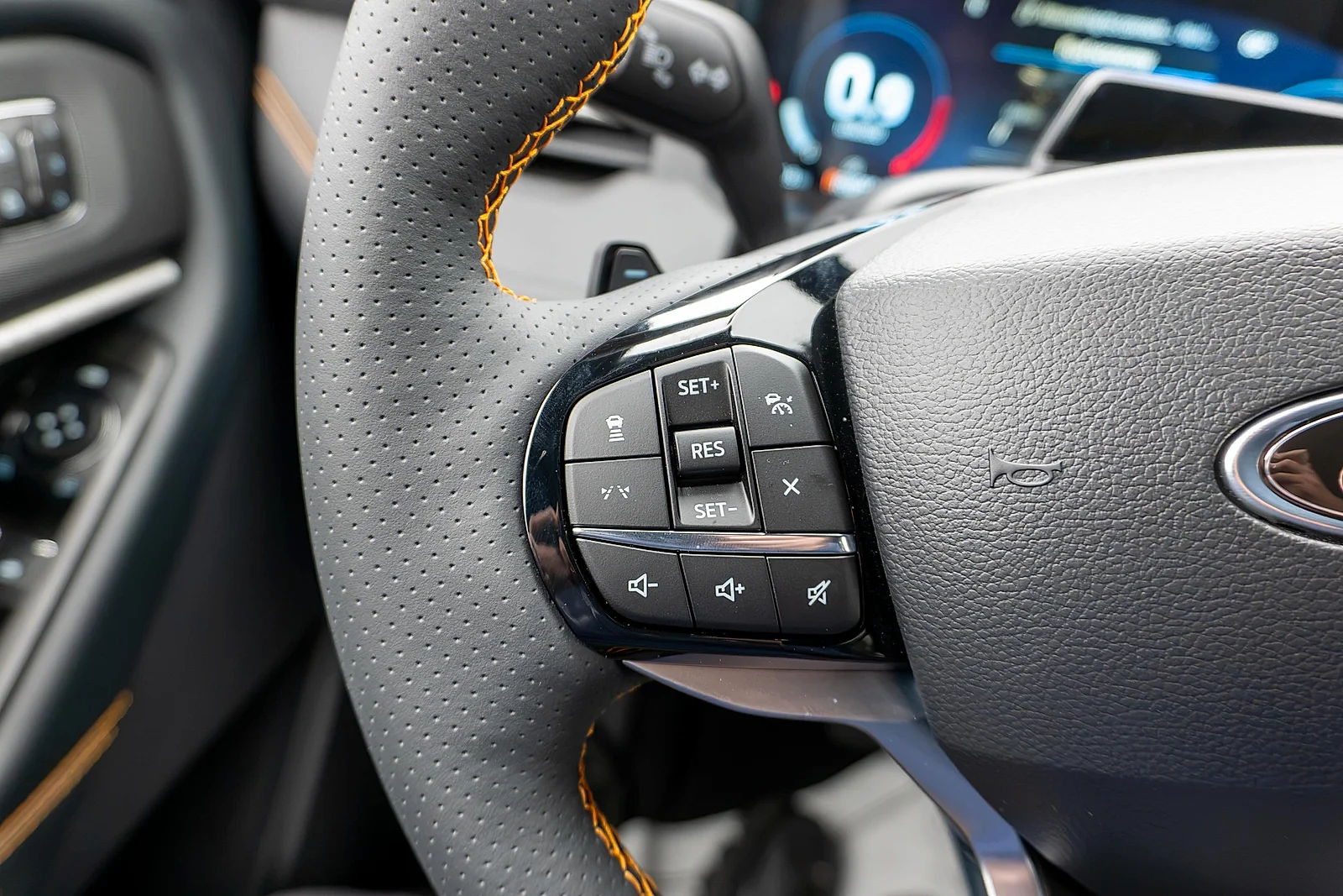 New 2026 Agate Black Metallic Ford Tremor® image 20