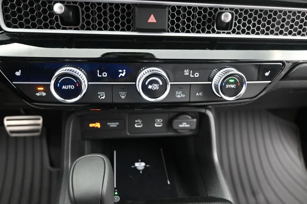New 2026 Platinum White Pearl Honda Sport Touring image 12