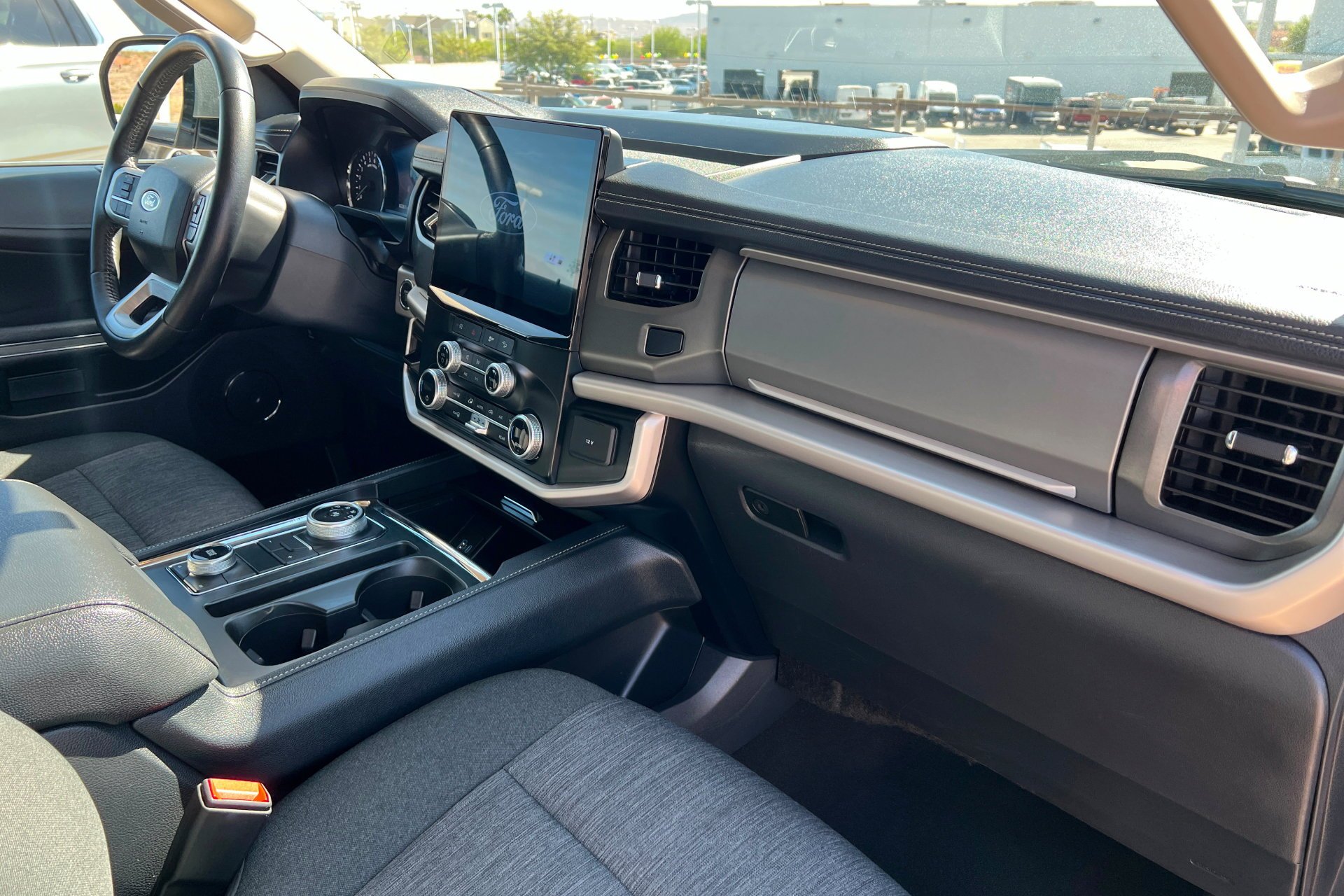 Used 2024 Silver Ford XLT image 26