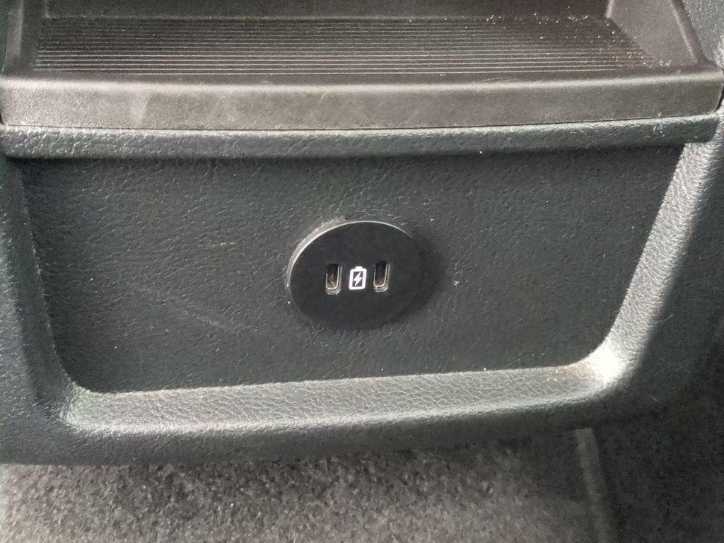 2024 Ford Edge SEL - Photo 16