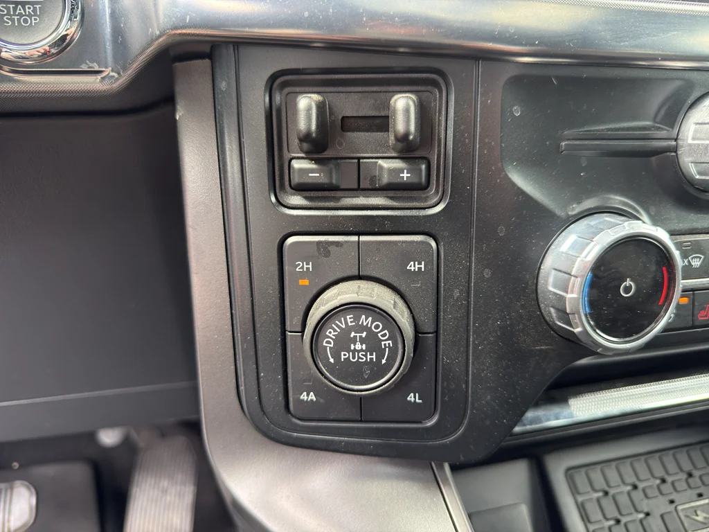 Certified Used 2025 Space White Metallic Ford Tremor image 28