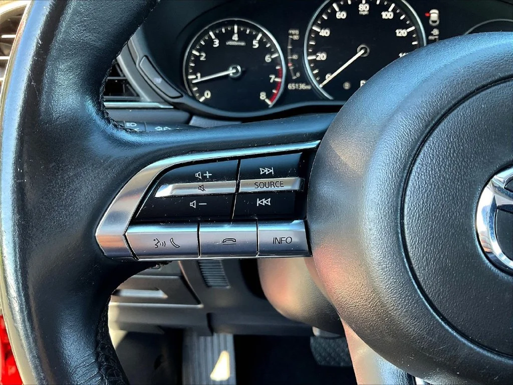 Used 2020 Red Mazda Preferred image 11