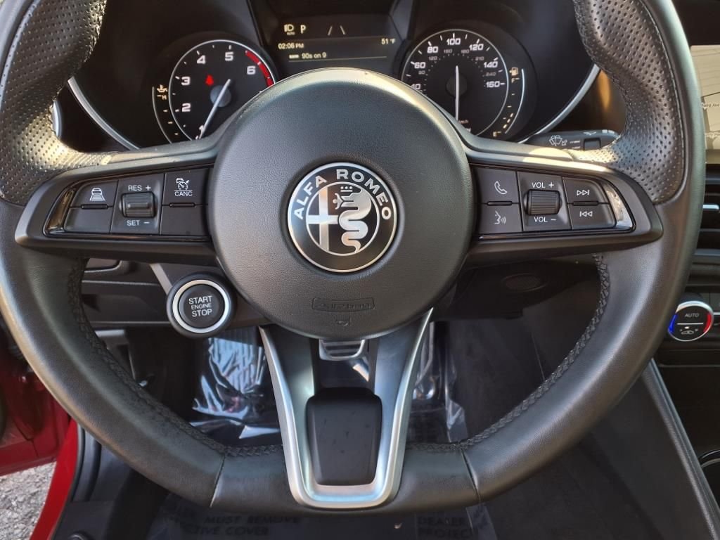 2023 Alfa Romeo Giulia Ti - Photo 19