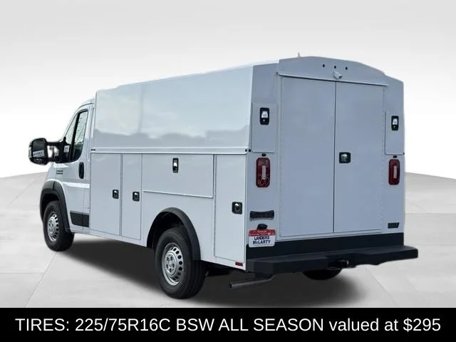 New 2026 Bright White Clear-Coat Exterior Paint RAM Low Roof image 7