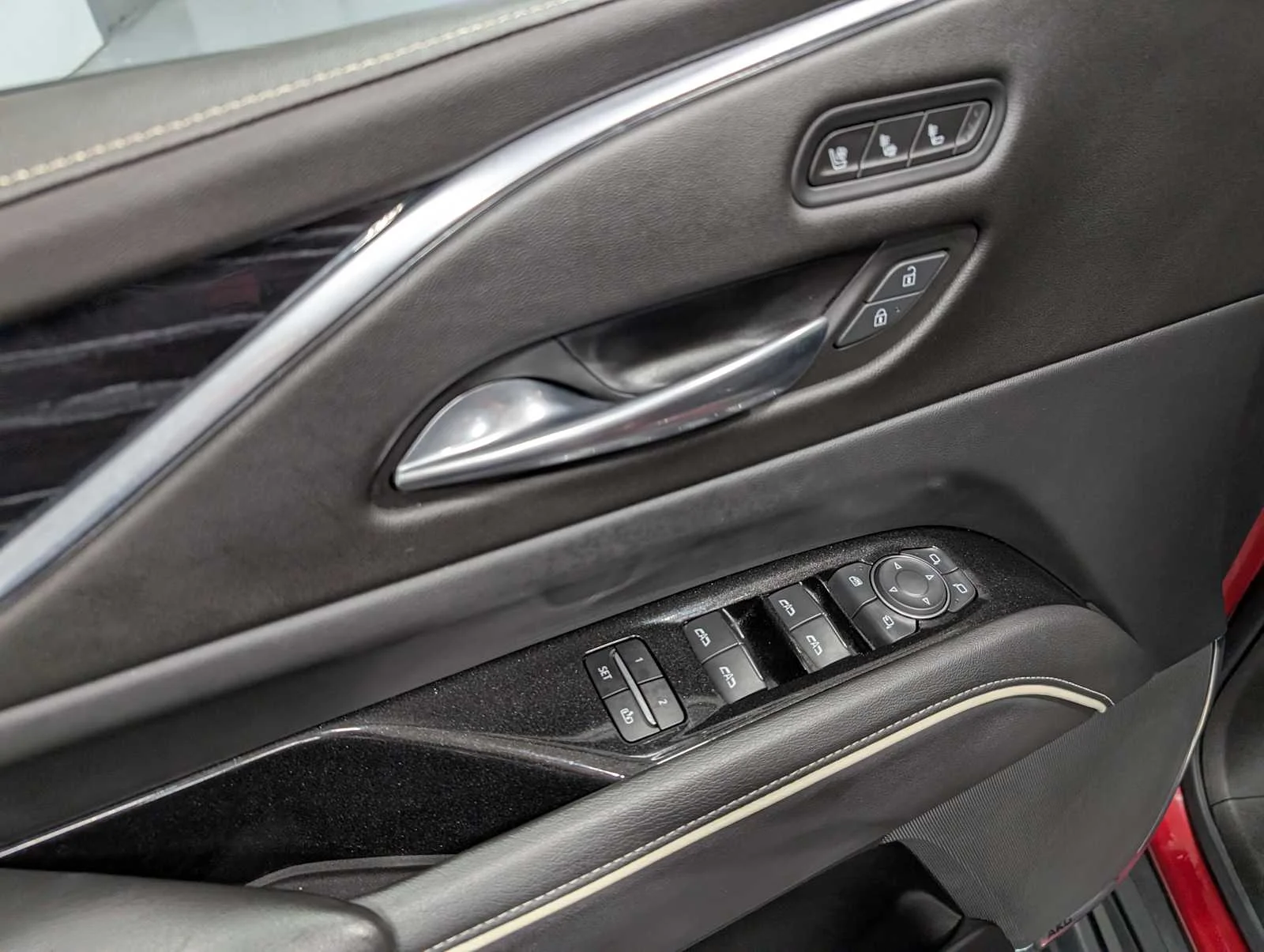 Used 2021 Infrared Tintcoat Cadillac Sport image 43