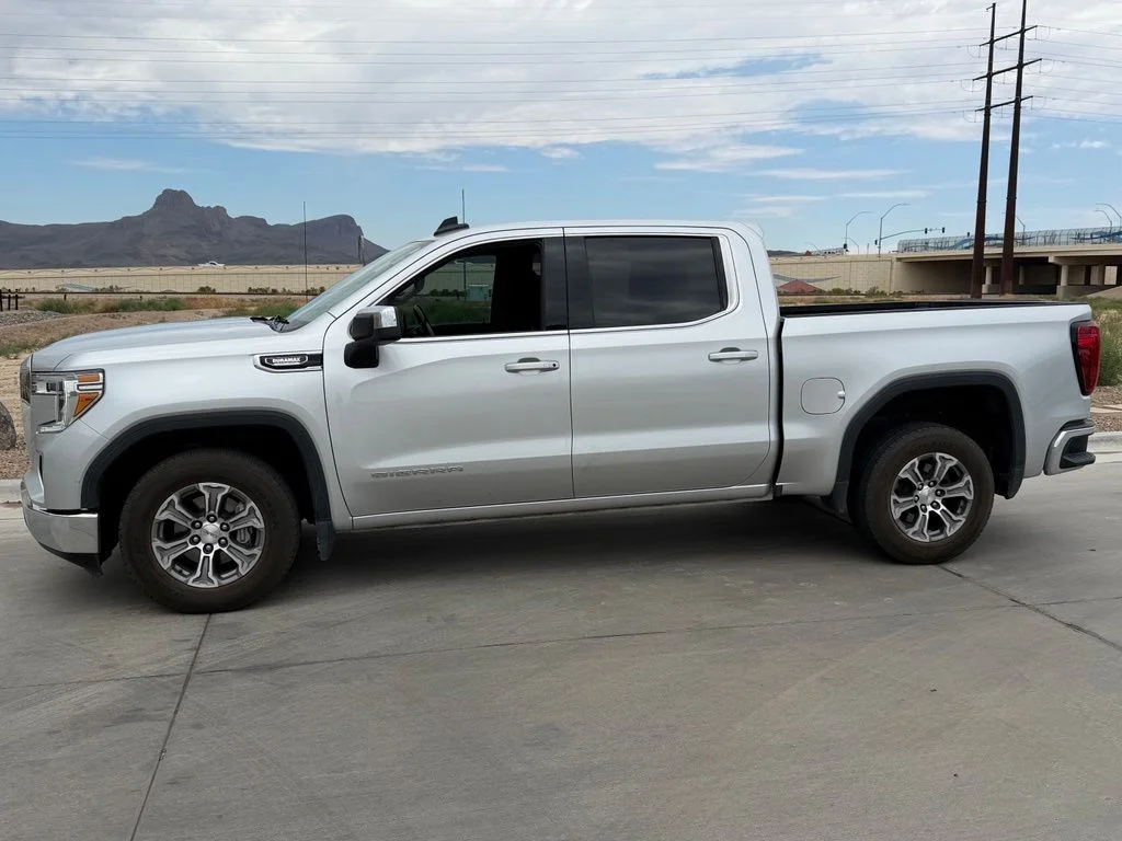 Used 2021 Silver GMC SLE image 5