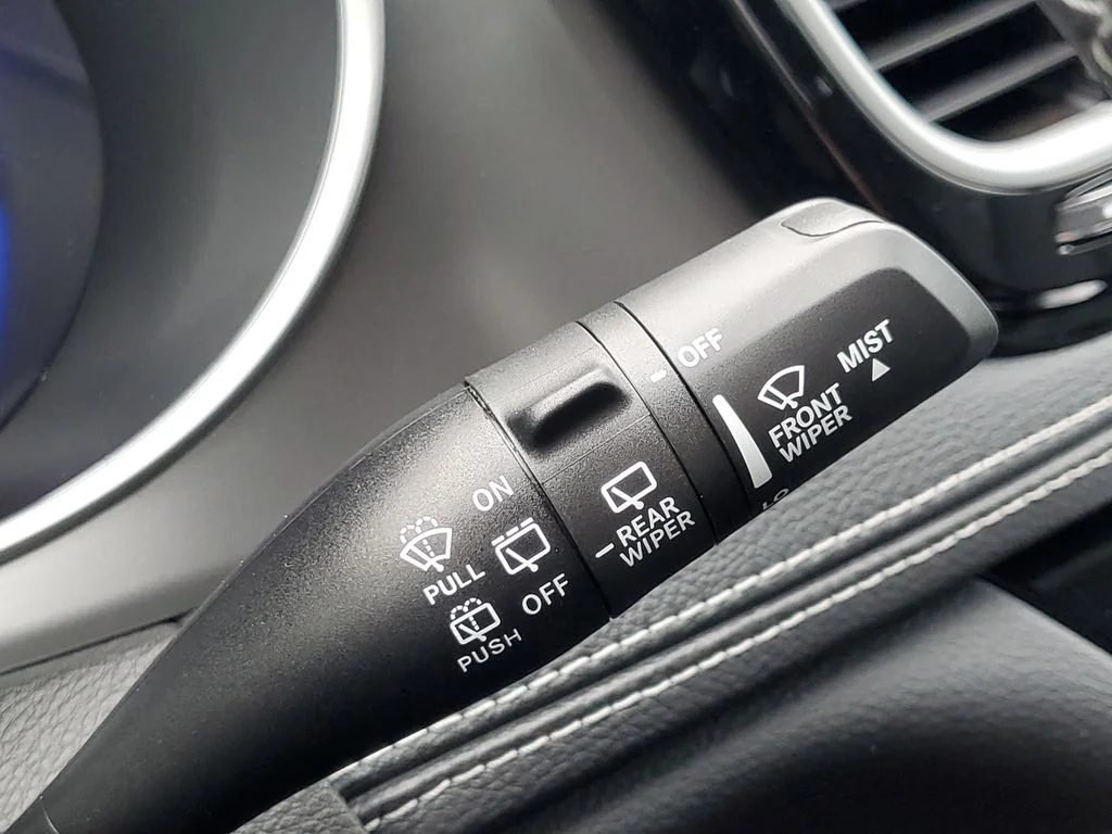 2026 Chrysler Pacifica Select - Photo 13