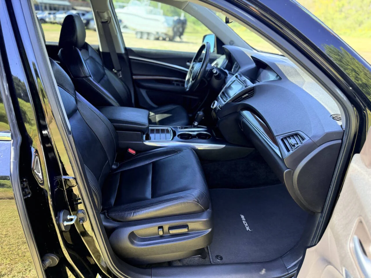 Used 2015 Black Acura Base 4dr SUV image 20