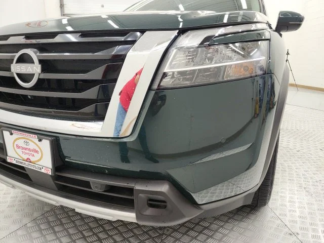 Used 2024 Black Nissan SL image 11