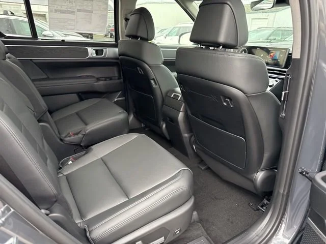 New 2026 Ecotronic Gray Hyundai Limited 6P image 12