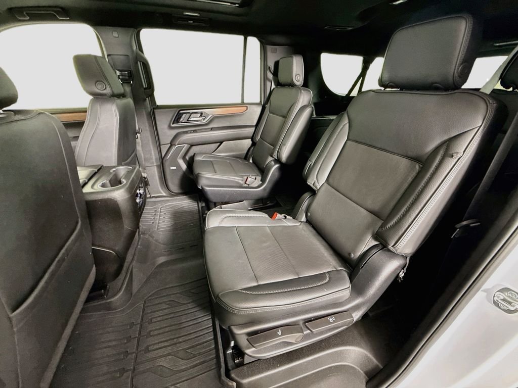 Used 2026 Glacier White Tricoat GMC Denali image 24