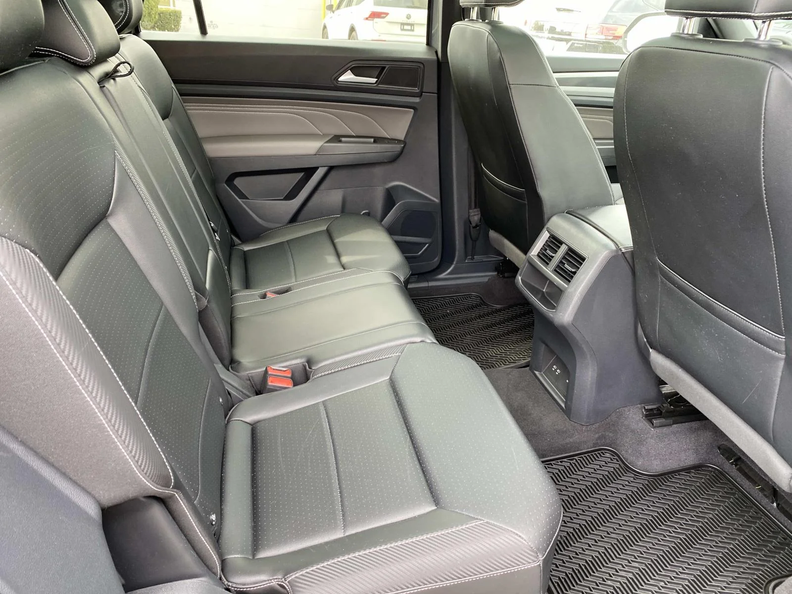 Certified Used 2022 Pure Gray Volkswagen 3.6L V6 SEL 4MOTION image 24
