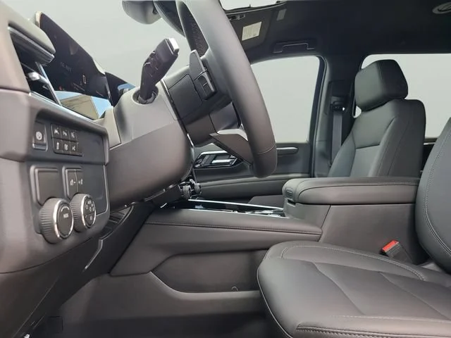 New 2026 Black Chevrolet LT image 23