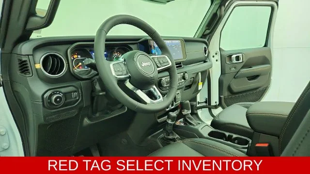 2026 Jeep Wrangler 4-Door Sahara - Photo 16