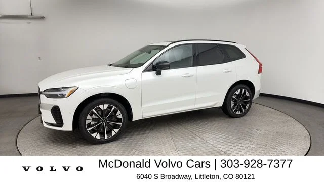 2026 Volvo XC60 Plus - Photo 6