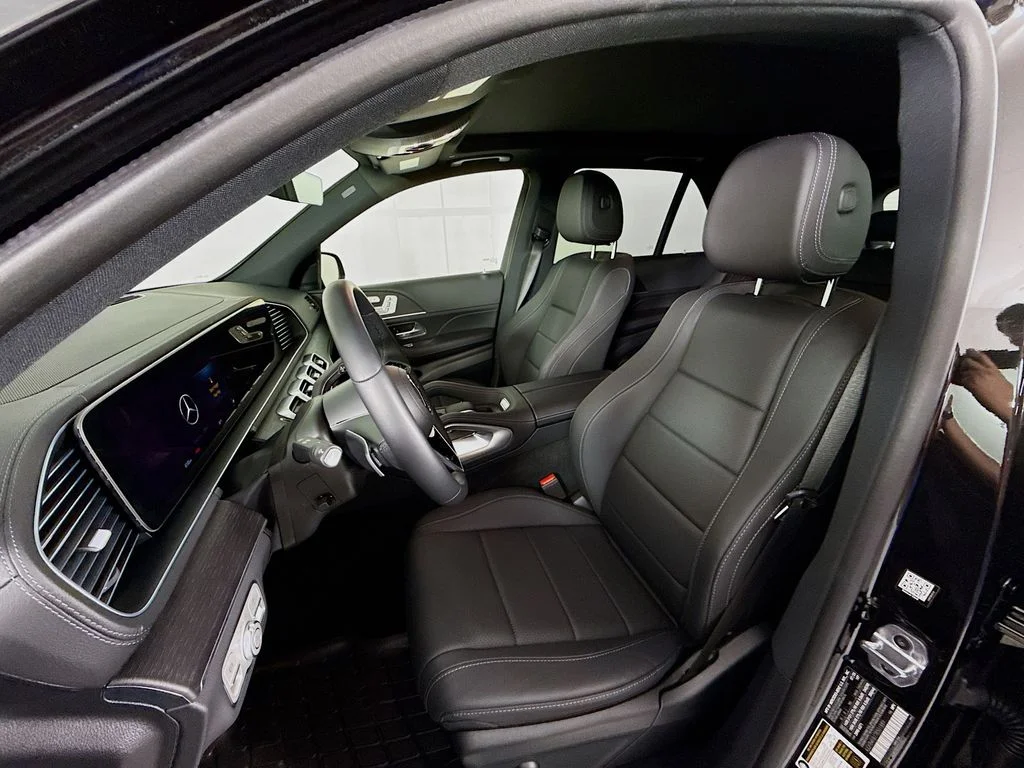Used 2026 Obsidian Black Metallic Mercedes-Benz GLE 350 image 5