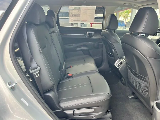 New 2026 White Kia S image 20