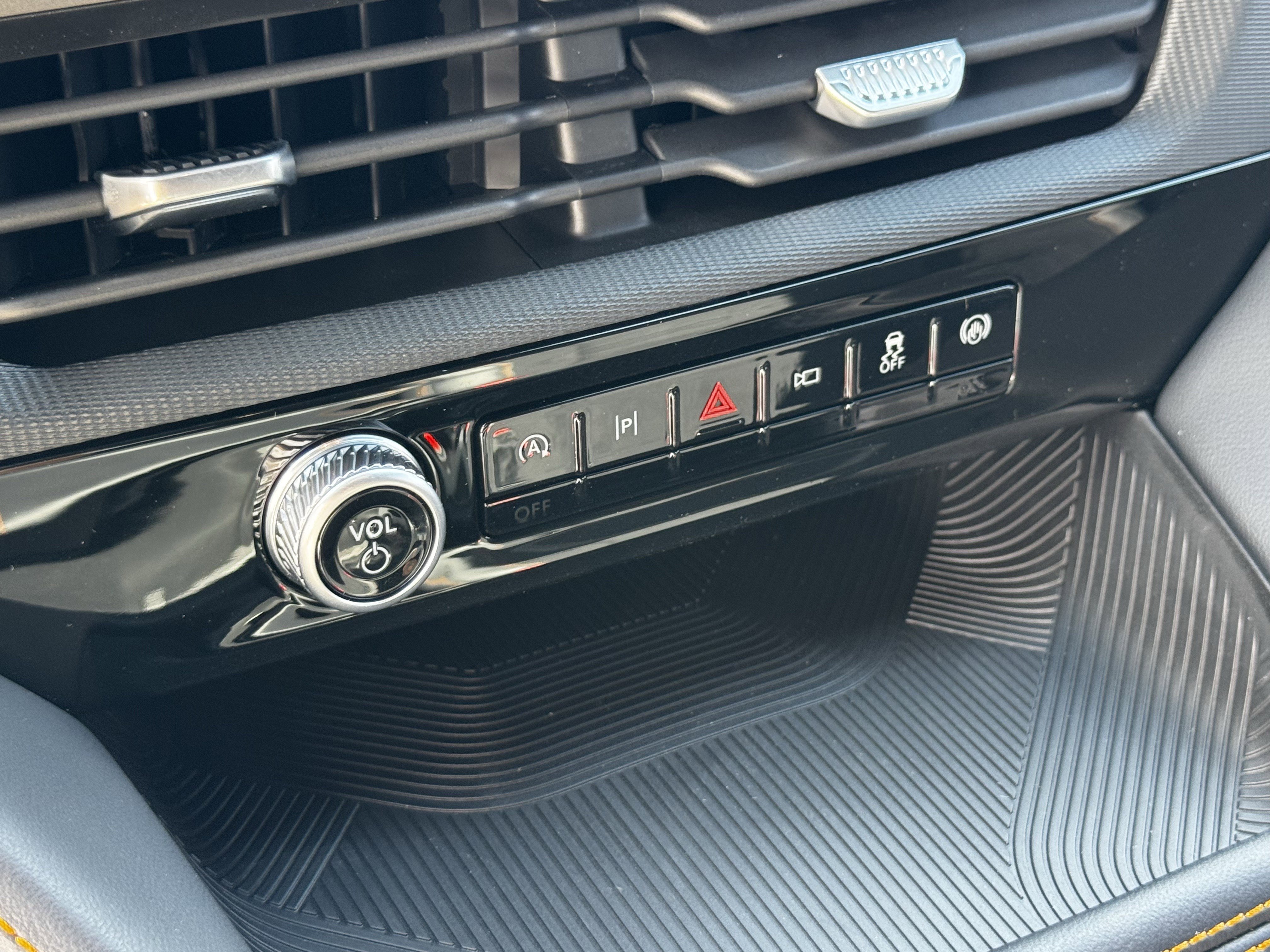 New 2026 Agate Black Metallic Ford Tremor image 18