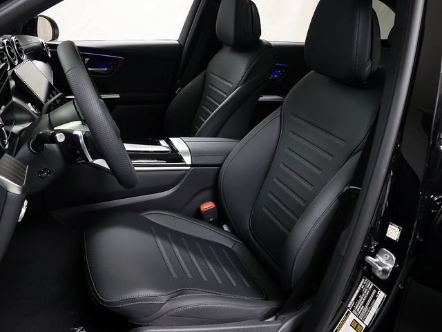 New 2026 Black Mercedes-Benz GLC 300 image 34
