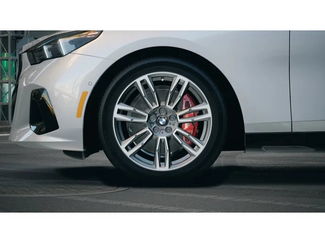 New 2027 Brooklyn Grey Metallic BMW 530i xDrive image 7