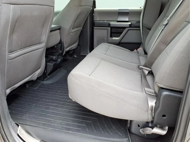 Used 2018 Gray Ford XLT image 17