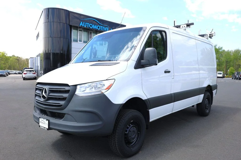 2022 Mercedes-Benz Sprinter 2500 144 WB 4x4's photo