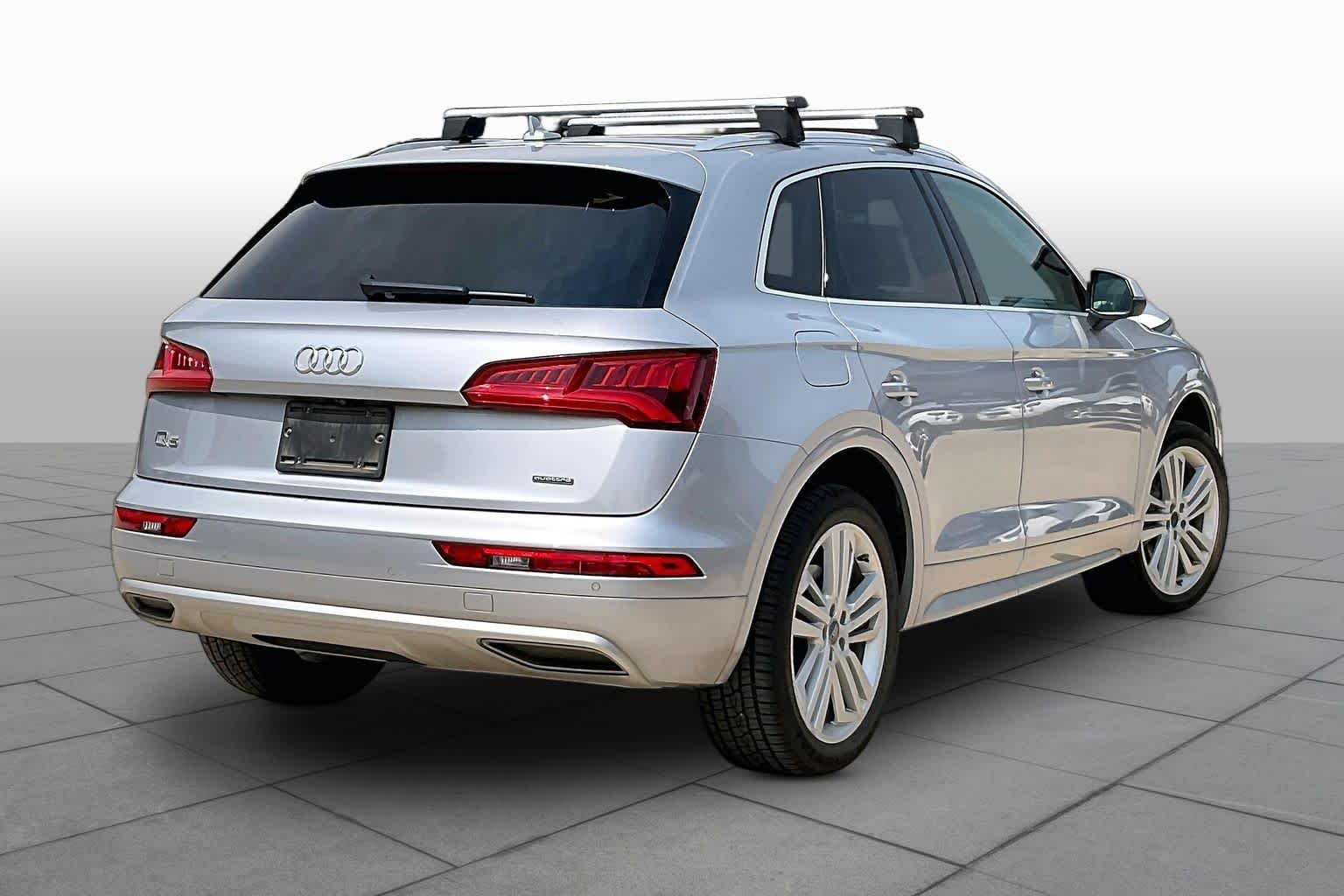 Used 2019 Florett Silver Metallic Audi Premium Plus image 13
