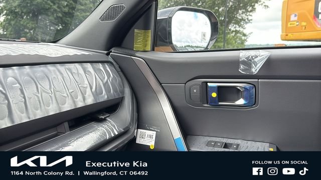 New 2027 Terrain Brown / Black Roof Kia X-Line S image 19