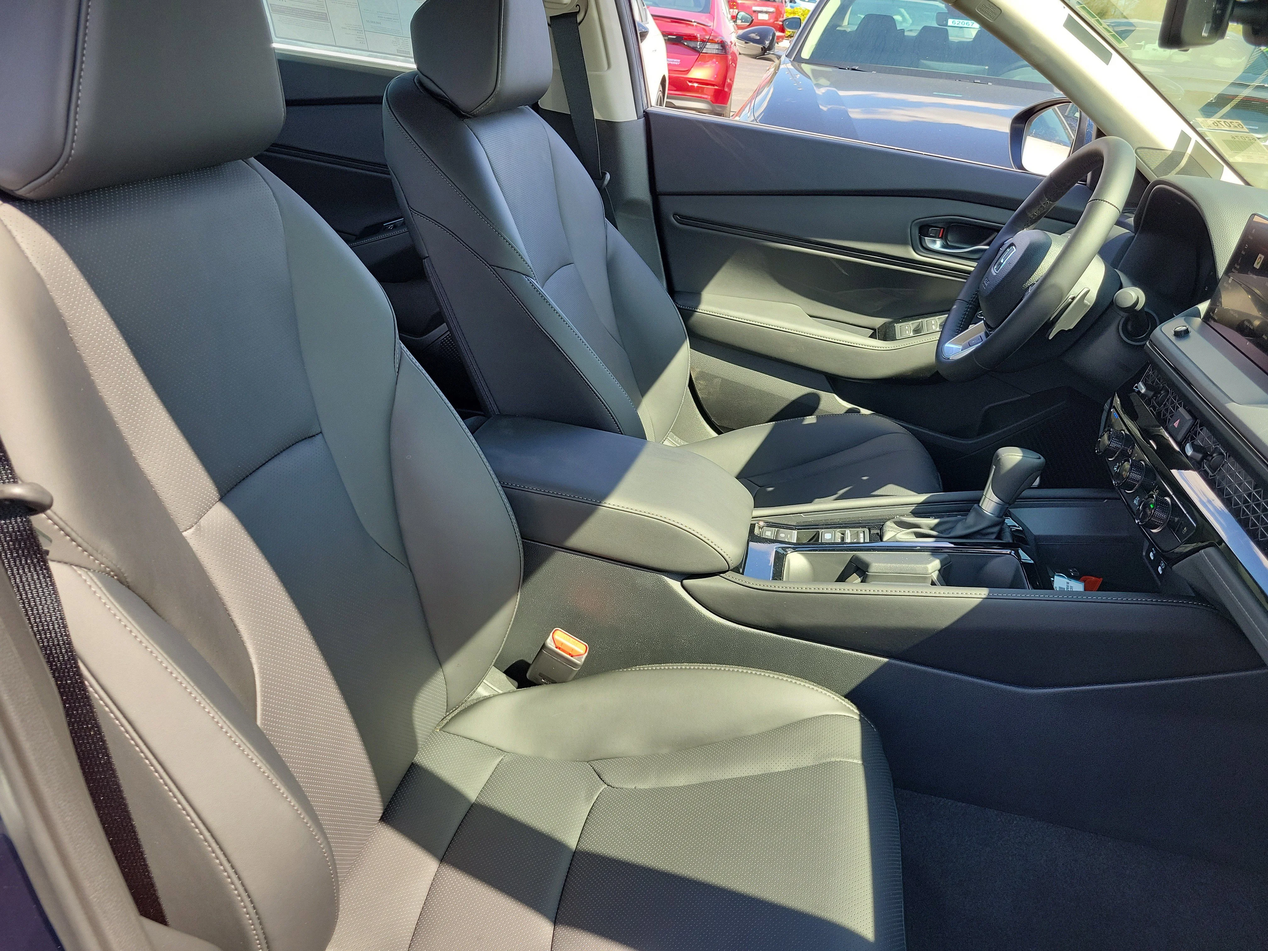 2026 Honda Accord Hybrid Touring - Photo 6